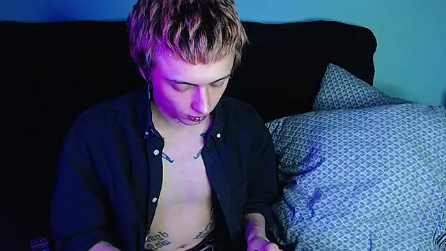 axxxturel online show from 12/25/24, 10:27