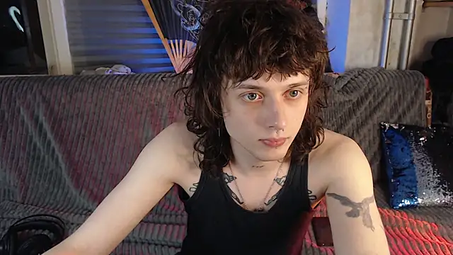 Snapshot of axxxturel chatting on 04/26/26, 09:12 axxxturel online show from 04/26/26, 09:12