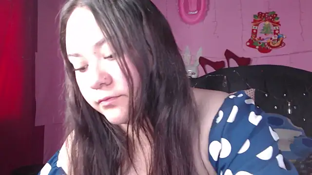 NikkiRous  online show from 02/18/25, 04:37