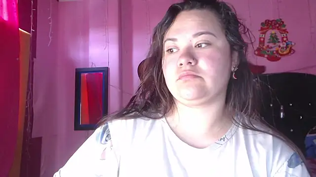 NikkiRous  online show from 09/17/25, 12:40