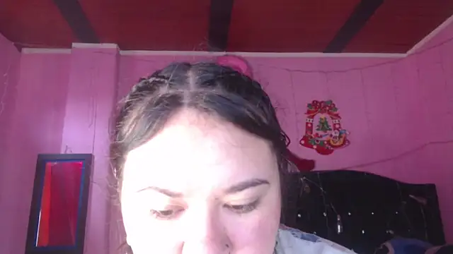 NikkiRous  online show from 09/19/25, 12:39