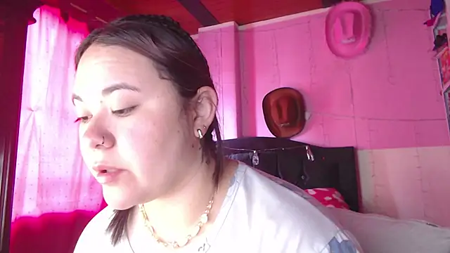 NikkiRous  online show from 02/12/26, 02:01