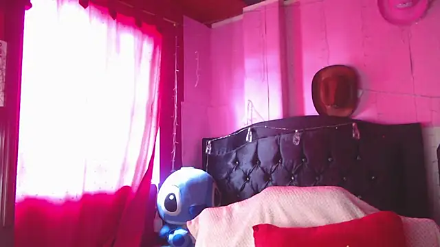 NikkiRous  online show from 06/03/26, 02:33