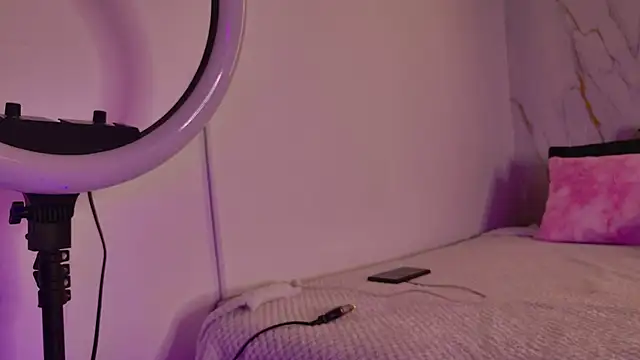 mia 099 online show from 09/20/25, 08:43