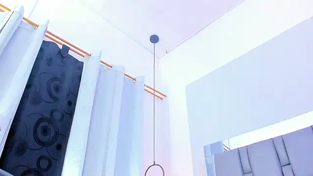 Emily Gil1 online show from 02/06/25, 04:47