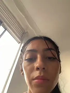 Ema azel online show from 01/01/25, 10:13