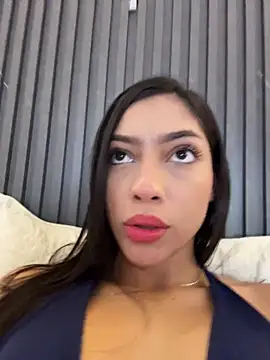 Ema azel online show from 02/15/26, 01:52