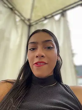 Ema azel online show from 04/20/26, 02:53