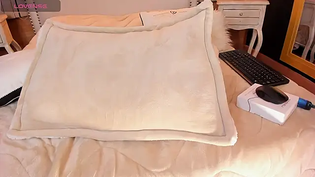 cami cruzz online show from 03/19/25, 11:03