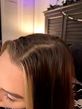 BrattyBae xo online show from 10/21/25, 06:19