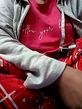 Snapshot of Im_Cute chatting on 12/08/24, 07:26 Im Cute online show from 12/08/24, 07:26