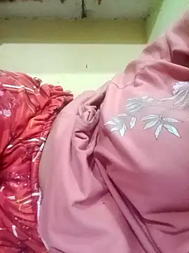 Snapshot of Im_Cute chatting on 02/16/25, 10:21 Im Cute online show from 02/16/25, 10:21