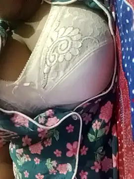 Snapshot of Im_Cute chatting on 02/22/25, 11:03 Im Cute online show from 02/22/25, 11:03