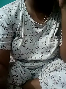 Snapshot of Im_Cute chatting on 09/13/25, 07:13 Im Cute online show from 09/13/25, 07:13