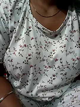 Snapshot of Im_Cute chatting on 10/15/25, 07:47 Im Cute online show from 10/15/25, 07:47