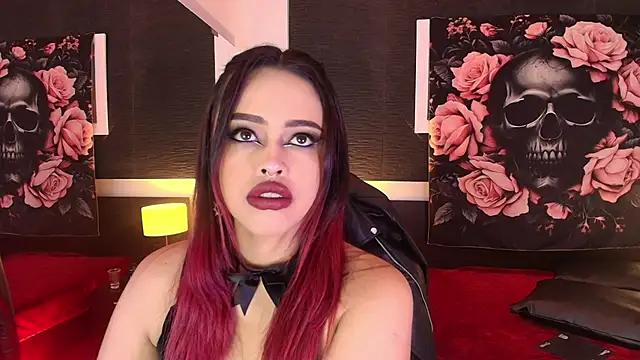 Snapshot of EvaaFoxxy1 chatting on 03/30/26, 12:06 EvaaFoxxy1 online show from 03/30/26, 12:06