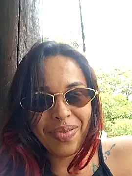 Snapshot of EvaaFoxxy1 chatting on 05/05/26, 05:43 EvaaFoxxy1 online show from 05/05/26, 05:43