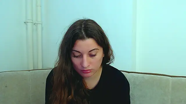 Helen Adams  online show from 12/17/24, 10:44