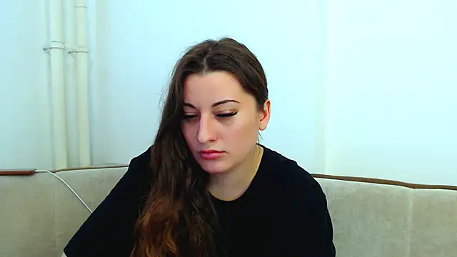 Helen Adams  online show from 12/18/24, 11:34