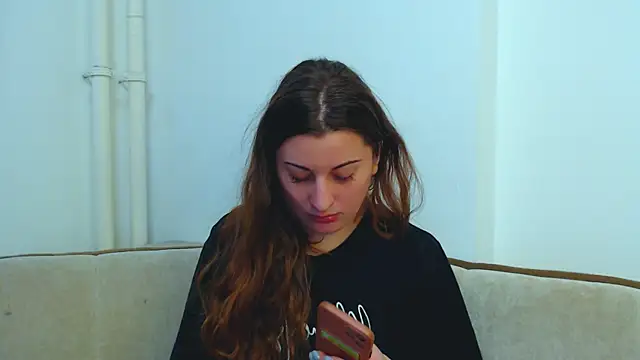 Helen Adams  online show from 01/24/25, 08:55