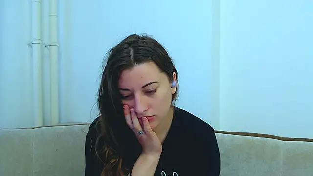 Helen Adams  online show from 02/17/25, 06:31