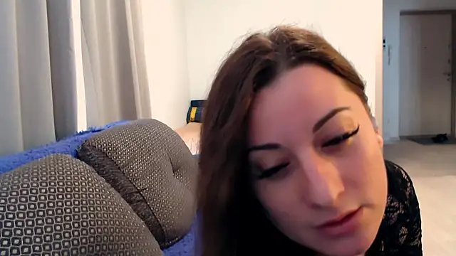 Snapshot of Helen_Adams_ chatting on 06/11/26, 05:16 Helen Adams online show from 06/11/26, 05:16