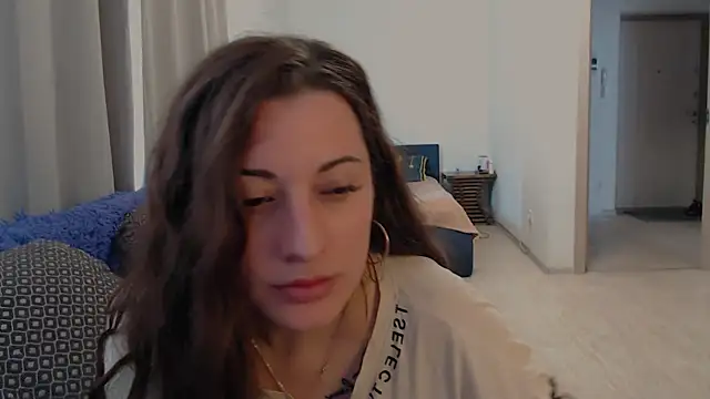 Snapshot of Helen_Adams_ chatting on 07/07/26, 07:34 Helen Adams online show from 07/07/26, 07:34
