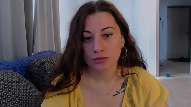 Helen Adams  online show from 07/09/26, 05:44