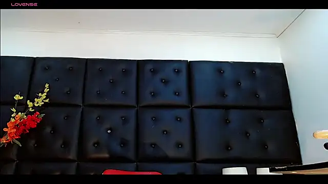 Daniela Pink  online show from 04/05/26, 08:50