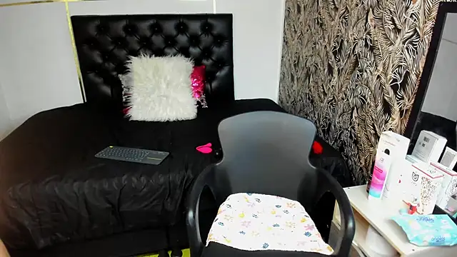 Anhell7 x online show from 01/20/25, 10:48