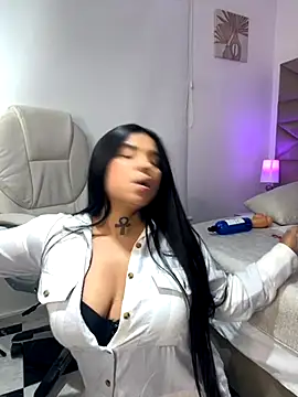 Bianca  69 online show from 09/13/25, 03:50