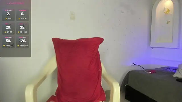 Tahira 21  online show from 01/17/25, 10:23