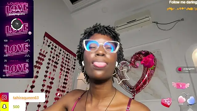 Tahira 21  online show from 02/15/25, 10:21