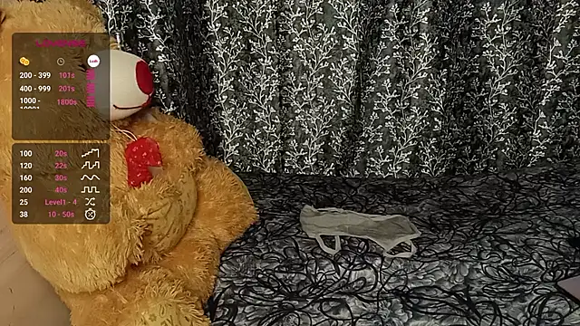 shuhana  online show from 02/03/25, 01:09