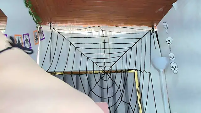 Zoe Curvy online show from 10/20/25, 12:27