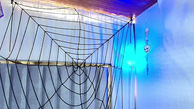 Zoe Curvy online show from 10/22/25, 12:49