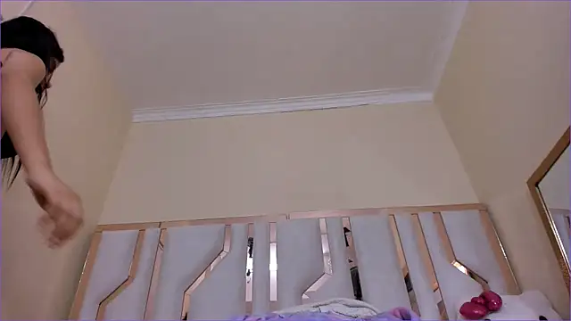 TifanyChill online show from 01/31/25, 12:39