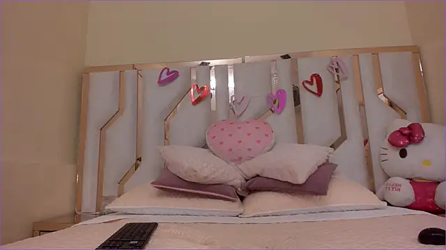 TifanyChill online show from 02/12/25, 05:16