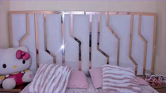 TifanyChill online show from 09/29/25, 07:08