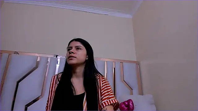 TifanyChill online show from 10/25/25, 05:19