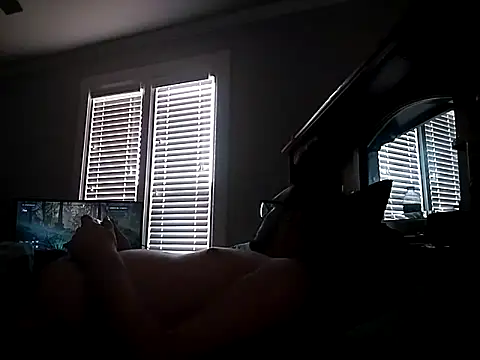 Snapshot of 420getsmehorny chatting on 09/12/25, 01:44 420getsmehorny online show from 09/12/25, 01:44