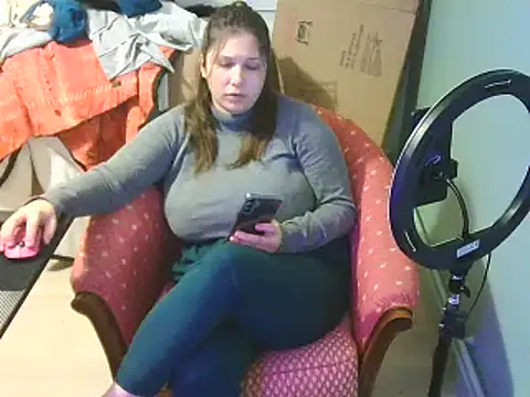 Snapshot of minette-sexy chatting on 02/06/25, 05:40 minette-sexy online show from 02/06/25, 05:40