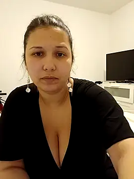 Snapshot of minette-sexy chatting on 03/20/25, 09:35 minette-sexy online show from 03/20/25, 09:35