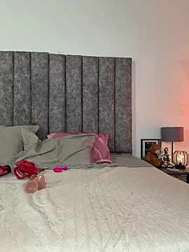 milaivanova online show from 02/18/26, 01:45