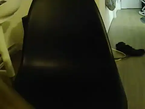 Snapshot of L0cKyseven77 chatting on 01/31/25, 06:02 L0cKyseven77 online show from 01/31/25, 06:02