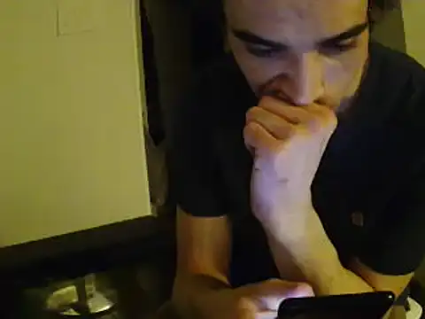 Snapshot of L0cKyseven77 chatting on 02/08/25, 02:47 L0cKyseven77 online show from 02/08/25, 02:47