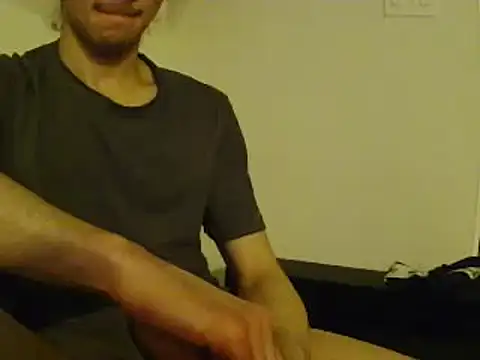 Snapshot of L0cKyseven77 chatting on 02/12/25, 01:41 L0cKyseven77 online show from 02/12/25, 01:41