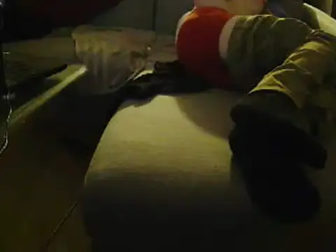 Snapshot of L0cKyseven77 chatting on 03/02/25, 10:03 L0cKyseven77 online show from 03/02/25, 10:03