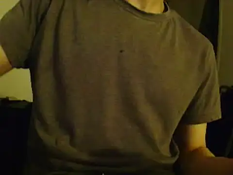 Snapshot of L0cKyseven77 chatting on 03/04/25, 11:43 L0cKyseven77 online show from 03/04/25, 11:43