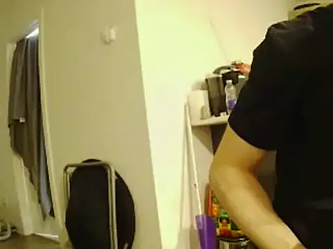 Snapshot of L0cKyseven77 chatting on 03/09/25, 02:39 L0cKyseven77 online show from 03/09/25, 02:39